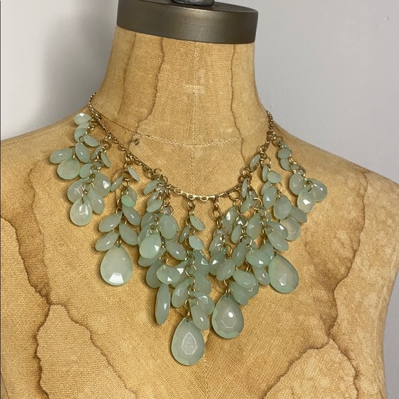 Gold and Jade Color Necklace - Picture 1 of 11